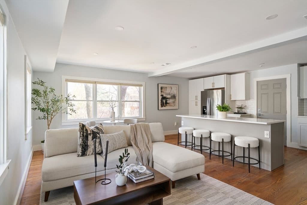 31 Harrison St, Boston, MA
