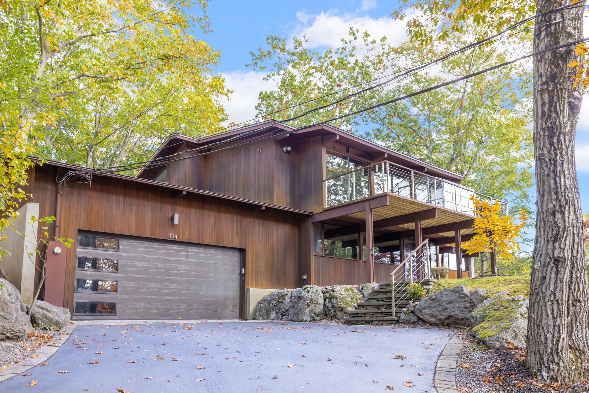 134 Rangeley Road, Chestnut Hill, MA, USA