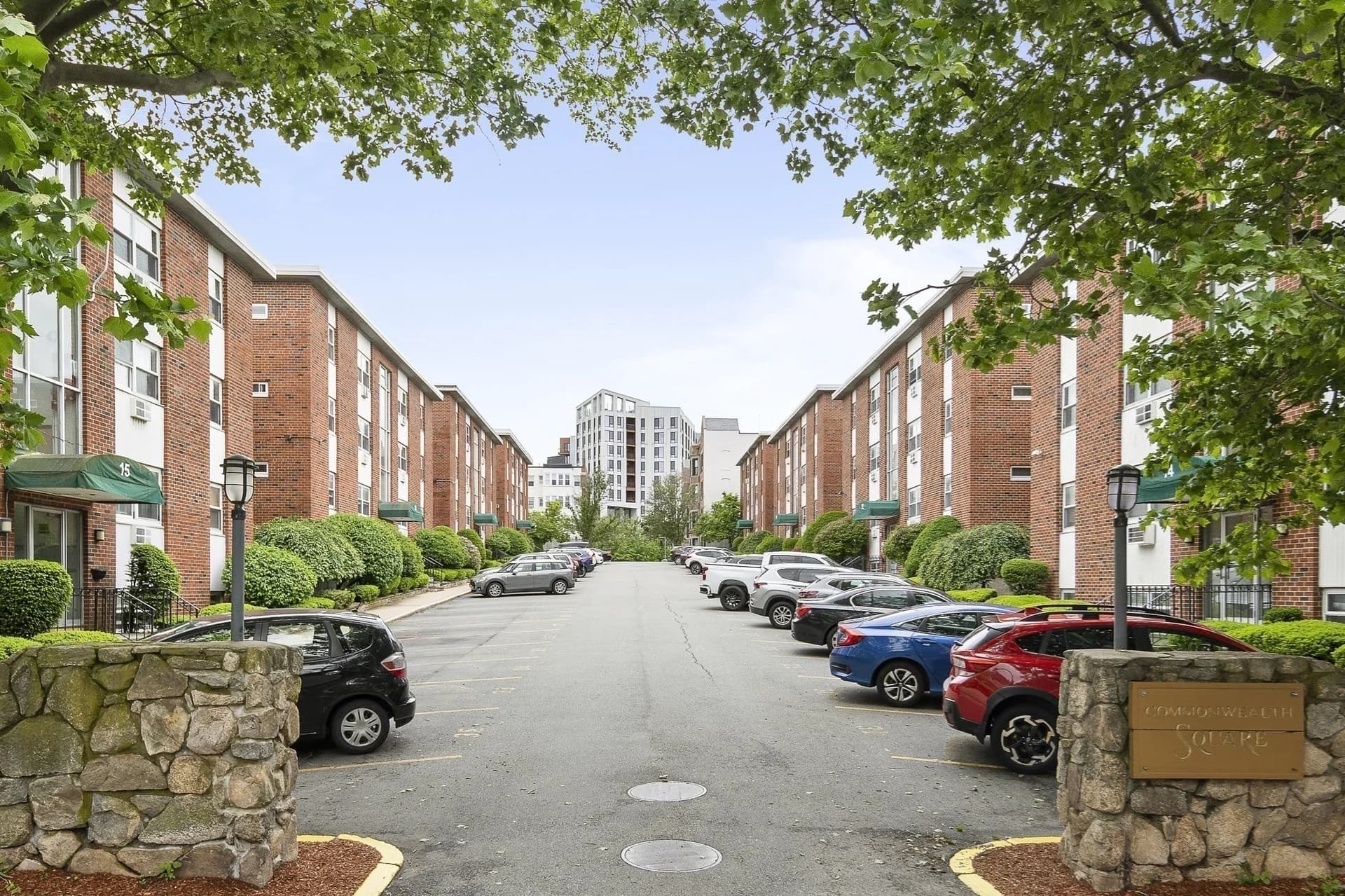 12 Commonwealth Court, Brighton, MA, USA